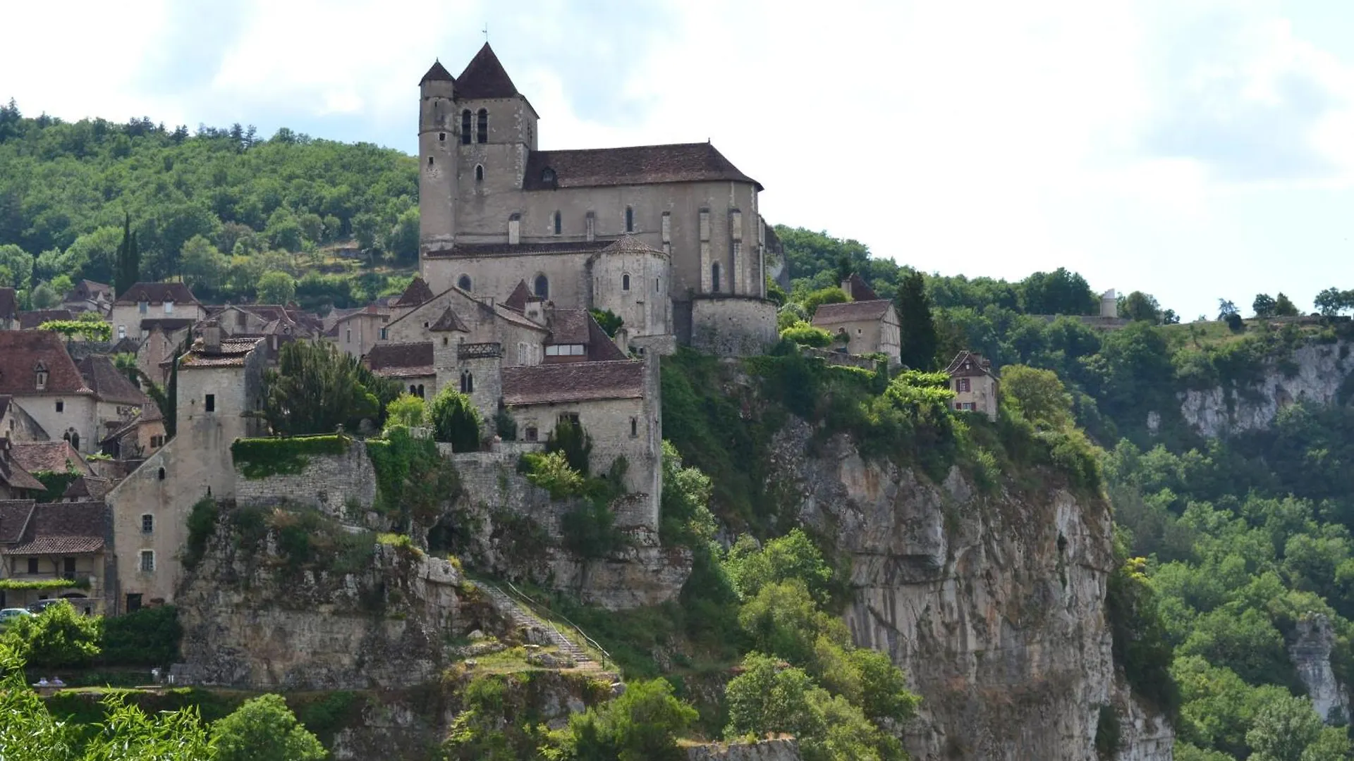 Un Coin De Paradis Avec Une Vue Exceptionnelle Pour 4 Ou 5 Personnes Najac Holiday home
