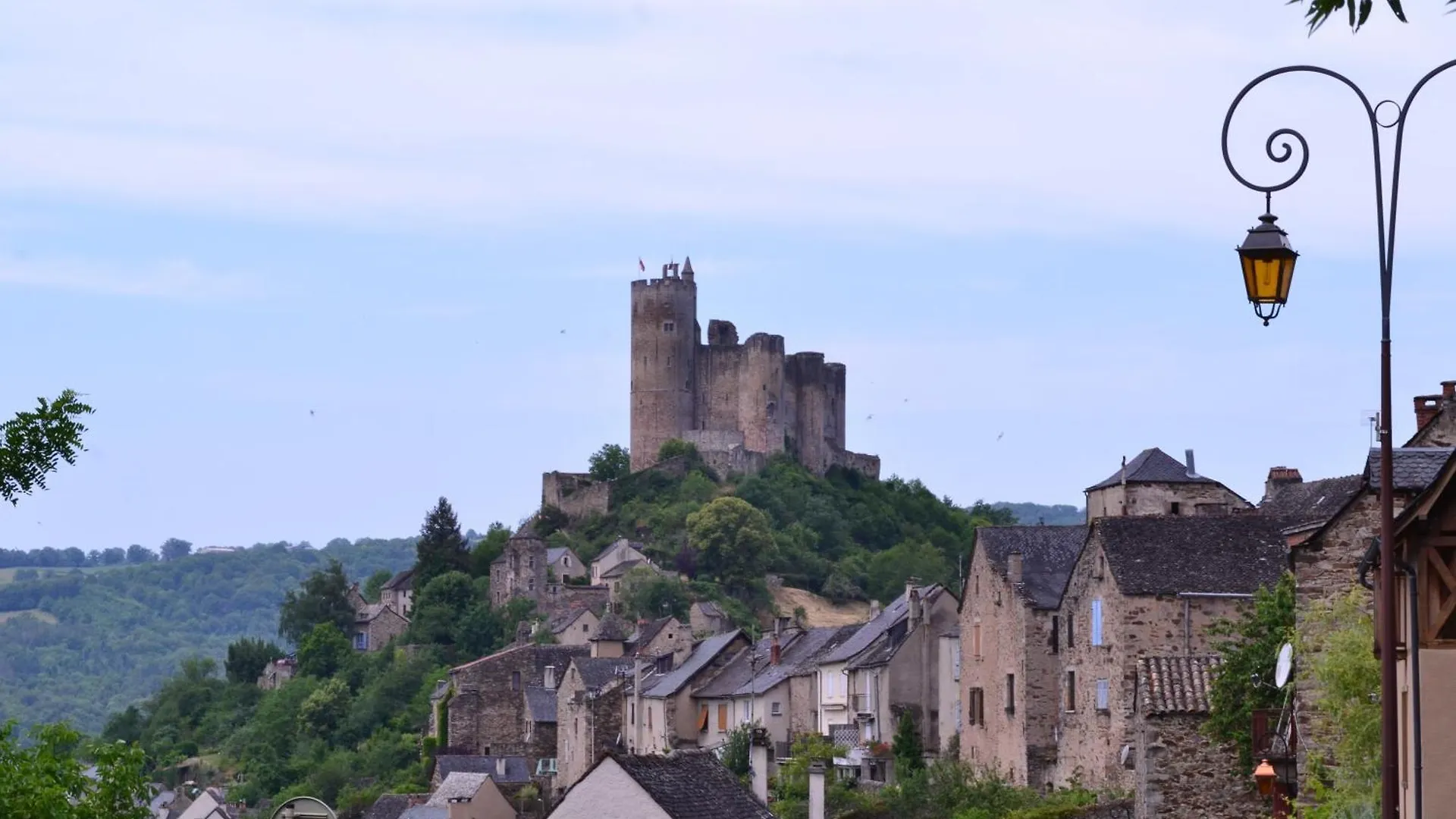 Un Coin De Paradis Avec Une Vue Exceptionnelle Pour 4 Ou 5 Personnes Najac