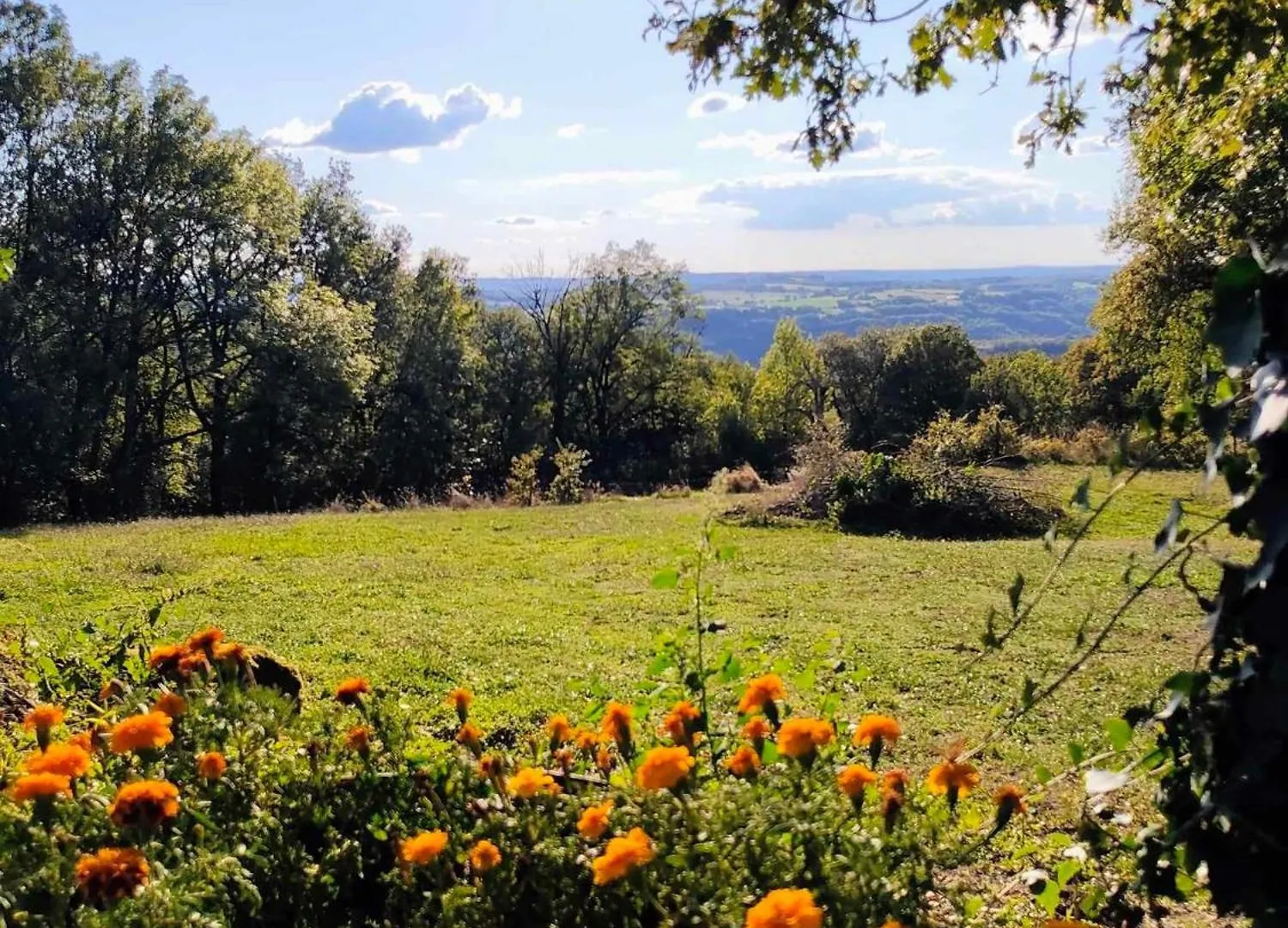 Un Coin De Paradis Avec Une Vue Exceptionnelle Pour 4 Ou 5 Personnes Najac 0*,  France